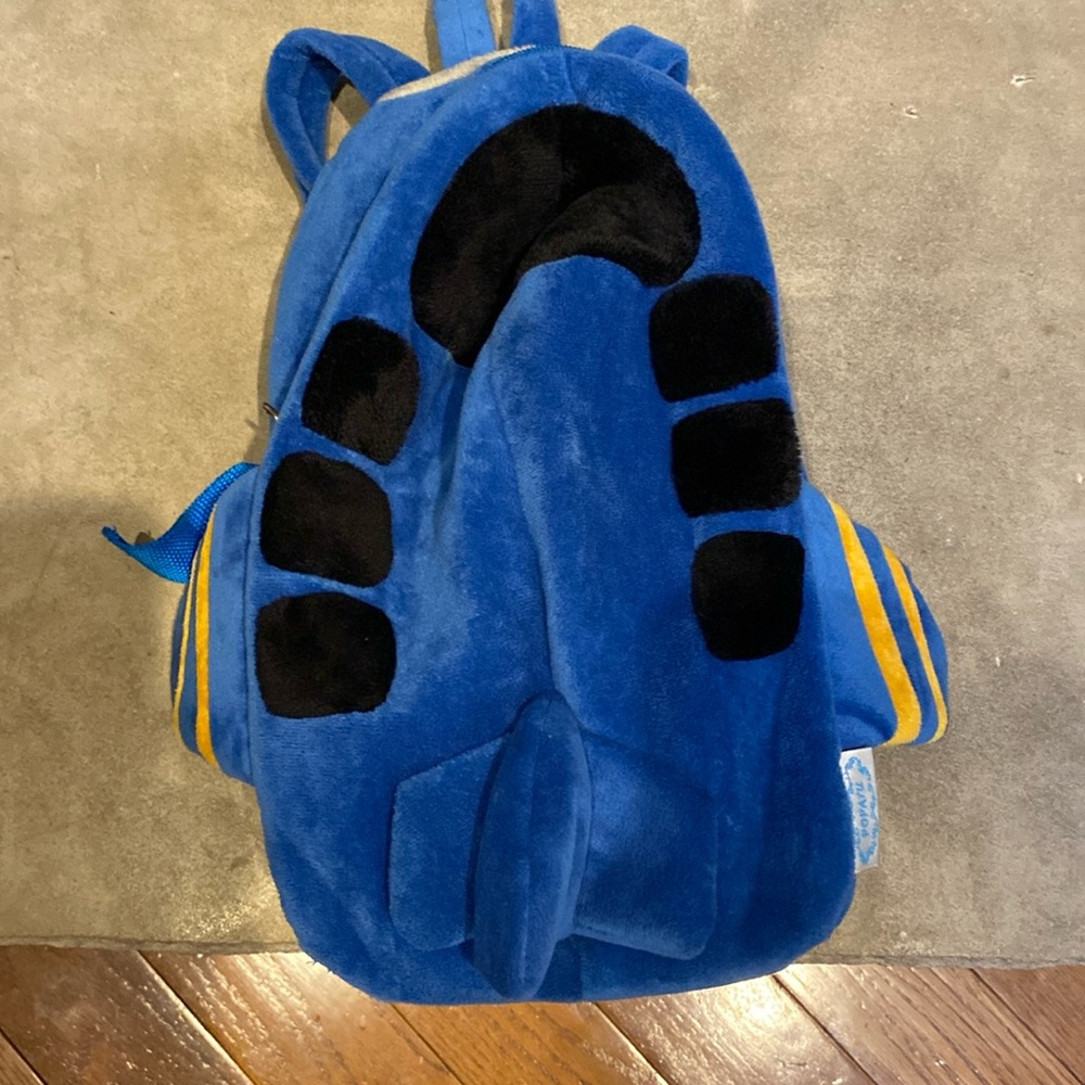 Airplane backpack for kids